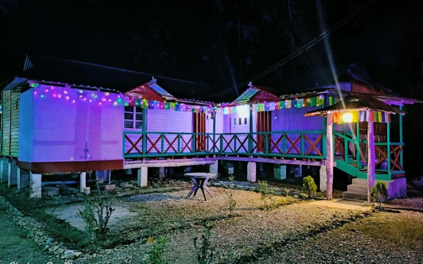 Leo Jungle Retreat By Stayapart , Jaldapara Madari Hat Exteriör bild